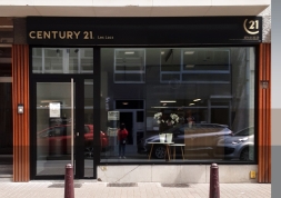 Commerce Services Century 21 Les Lacs