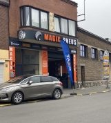 Commerce Véhicules Magix pneus