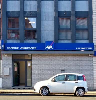 AXA