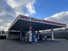 Commerce Véhicules Esso Express