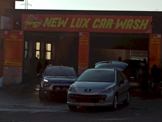 New Lux Car-Wash