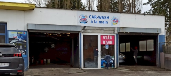 Car wash à la main